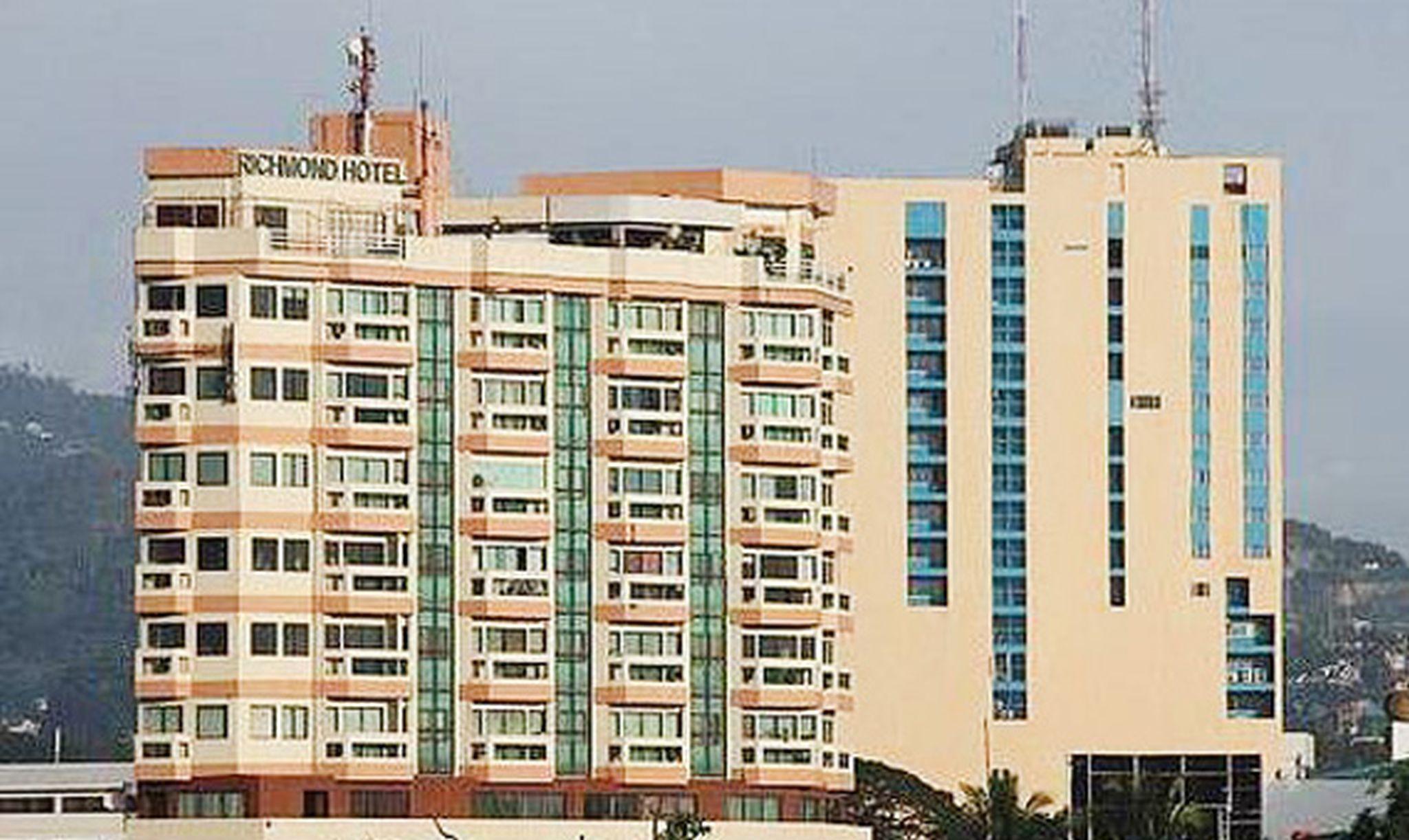 Richmond Plaza Hotel Tabok Екстер'єр фото