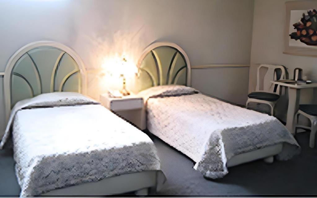 Richmond Plaza Hotel Tabok Екстер'єр фото