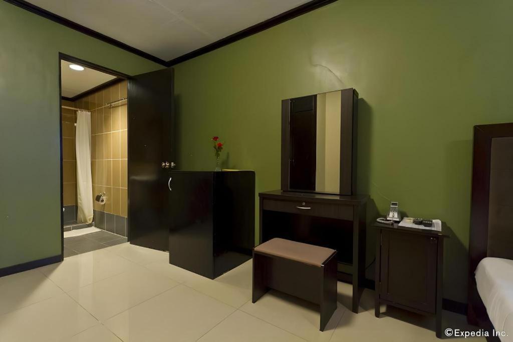 Richmond Plaza Hotel Tabok Екстер'єр фото