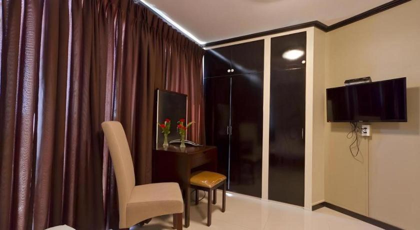 Richmond Plaza Hotel Tabok Екстер'єр фото
